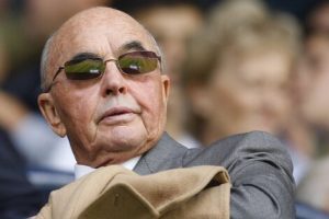 Me acusan por pedir intervención judicial para la estancia de Joe Lewis