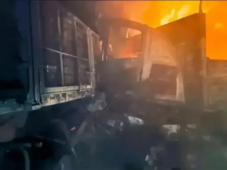 Muere camionero paranaense en choque e incendio