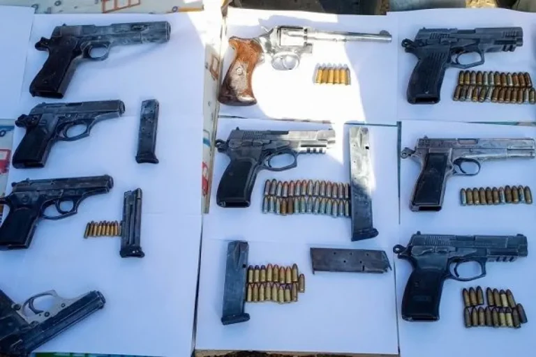 Tiroteo en barrio Macarone deja 11 armas secuestradas