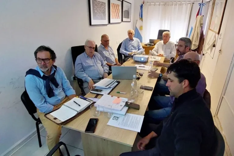 Gobierno y entidades rurales se reúnen para analizar acciones ante la creciente