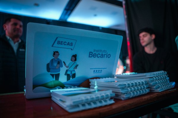 Comienza el cronograma de pagos de las becas provinciales de este año