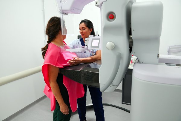 Detección temprana del cáncer de mama: salva vidas y Salud lo refuerza