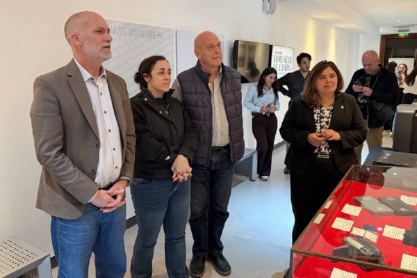 Inauguran en Entre Ríos una muestra sobre periodismo agropecuario