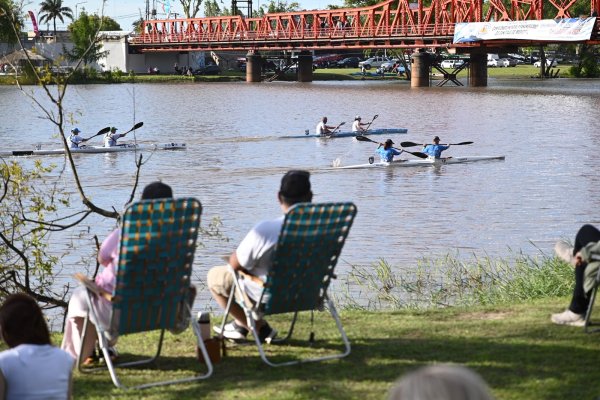 Gualeguaychú inauguró el Mundial de Canotaje con una fiesta cultural