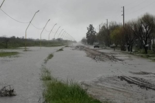 El Paraná sigue creciendo y podría superar el nivel de alerta en noviembre