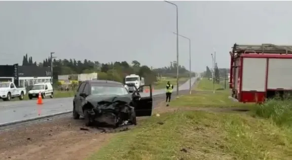 Choque automovilístico en la Ruta 12 deja tres heridos